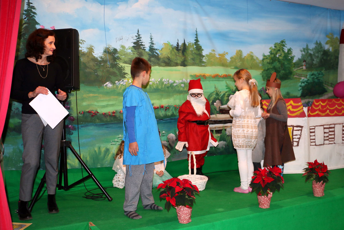 OBISK MIKLAVŽA V DOMU ZA VARSTVO ODRASLIH VELENJE, 7.12.2016